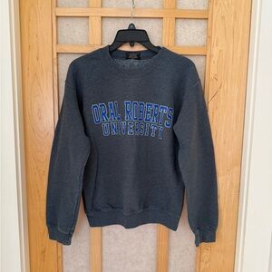 Oral Roberts University Gray Sweater S